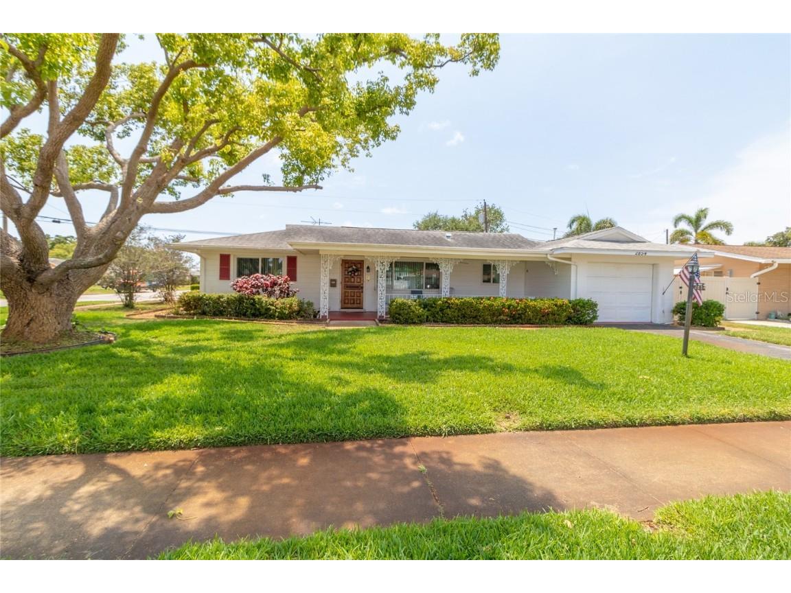 2854 60th Street N Saint Petersburg FL 33710 TB8385254 image1