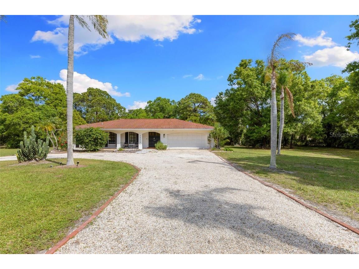 2855 61st Street Sarasota FL 34243 A4606358 image1