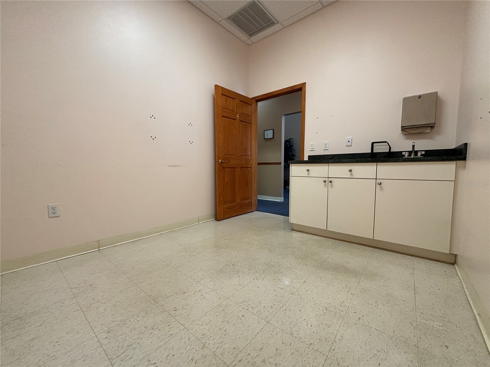 2855 Alt 19 Palm Harbor FL 34683 TB8374398 image38