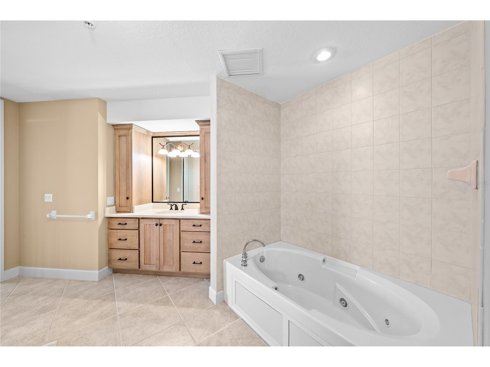2855 S Atlantic Avenue #201 Daytona Beach FL 32118 NS1088218 image70