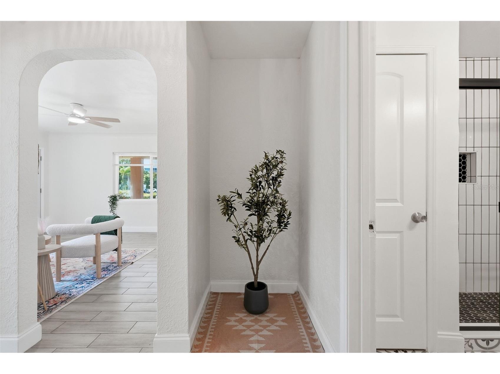 2855 Valencia Way S Saint Petersburg FL 33705 TB8509887 image18