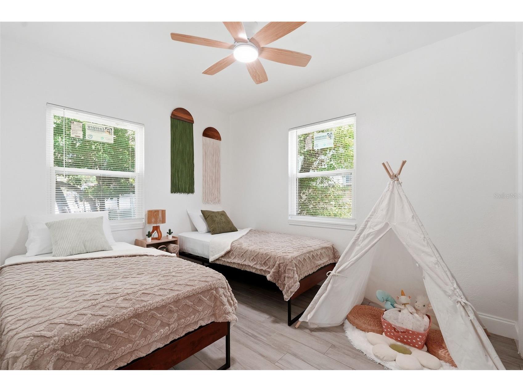 2855 Valencia Way S Saint Petersburg FL 33705 TB8509887 image5