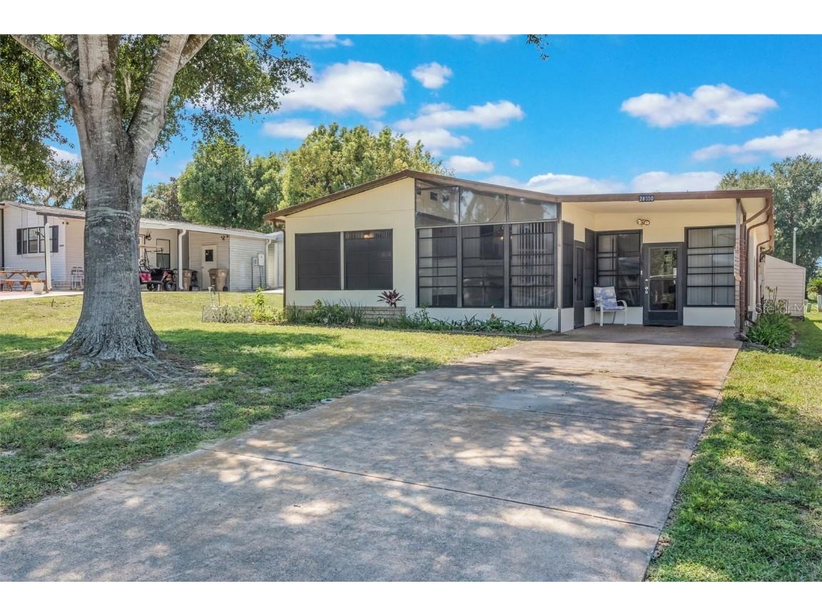 28550 Helena Run Drive Leesburg FL 34748 G5101975 image2