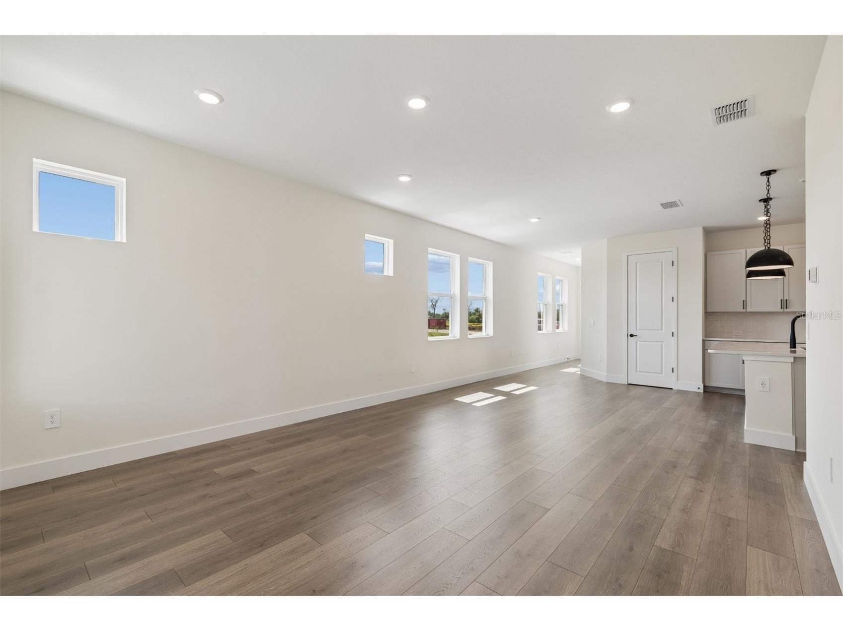 2856 Marrakesh Lane Sarasota FL 34234 TB8487205 image17