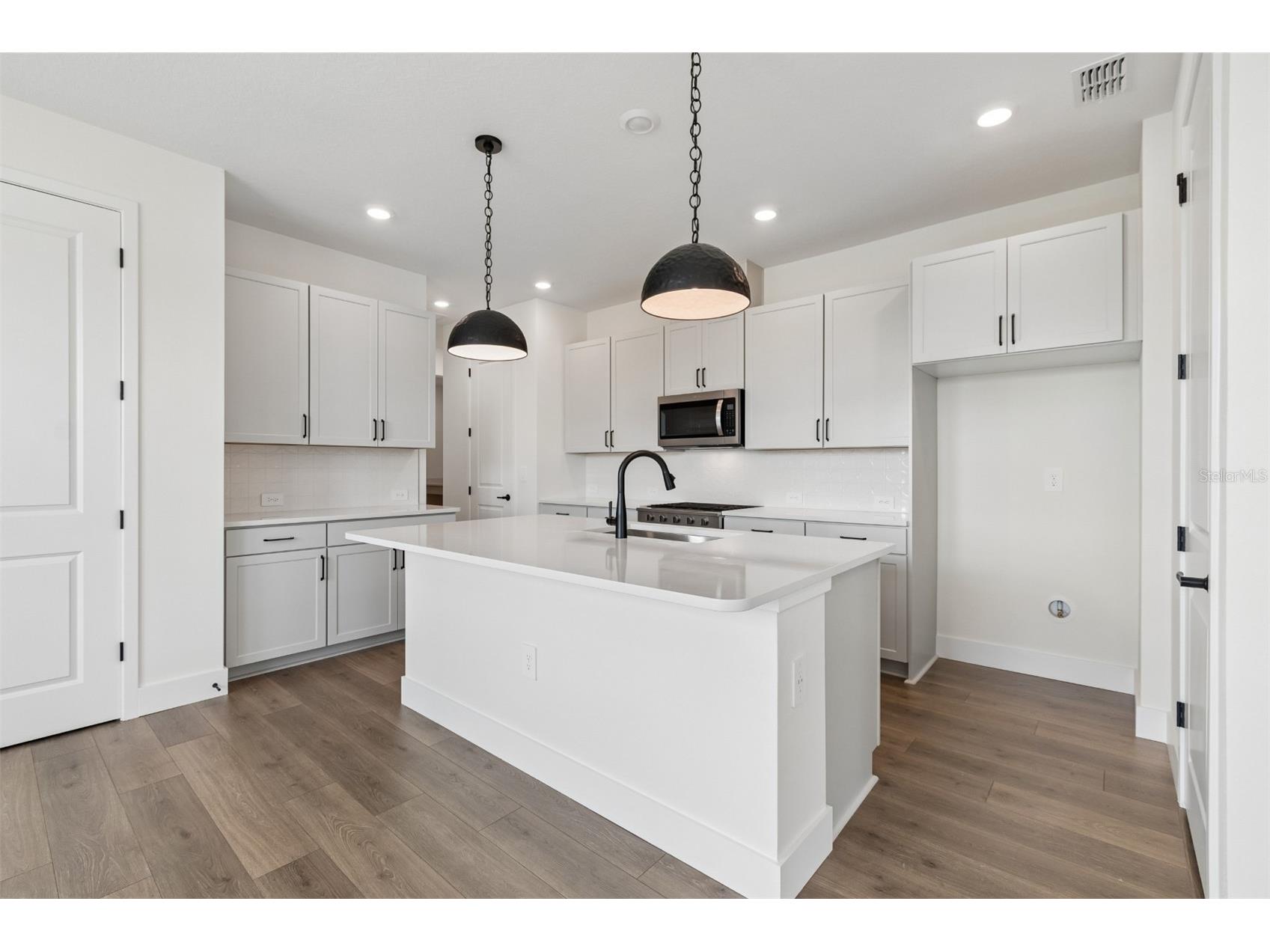 2856 Marrakesh Lane Sarasota FL 34234 TB8487205 image7