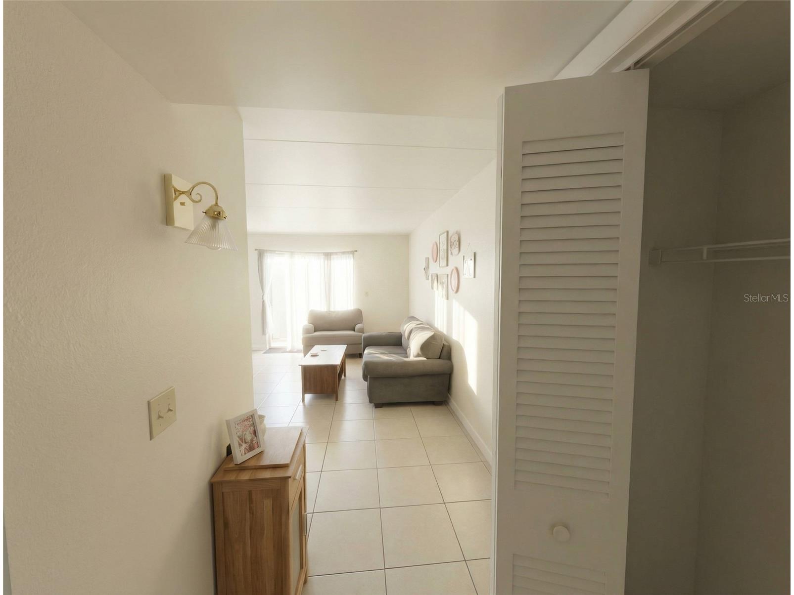 2856 Somerset Park Drive #102 Tampa FL 33613 O6371702 image4