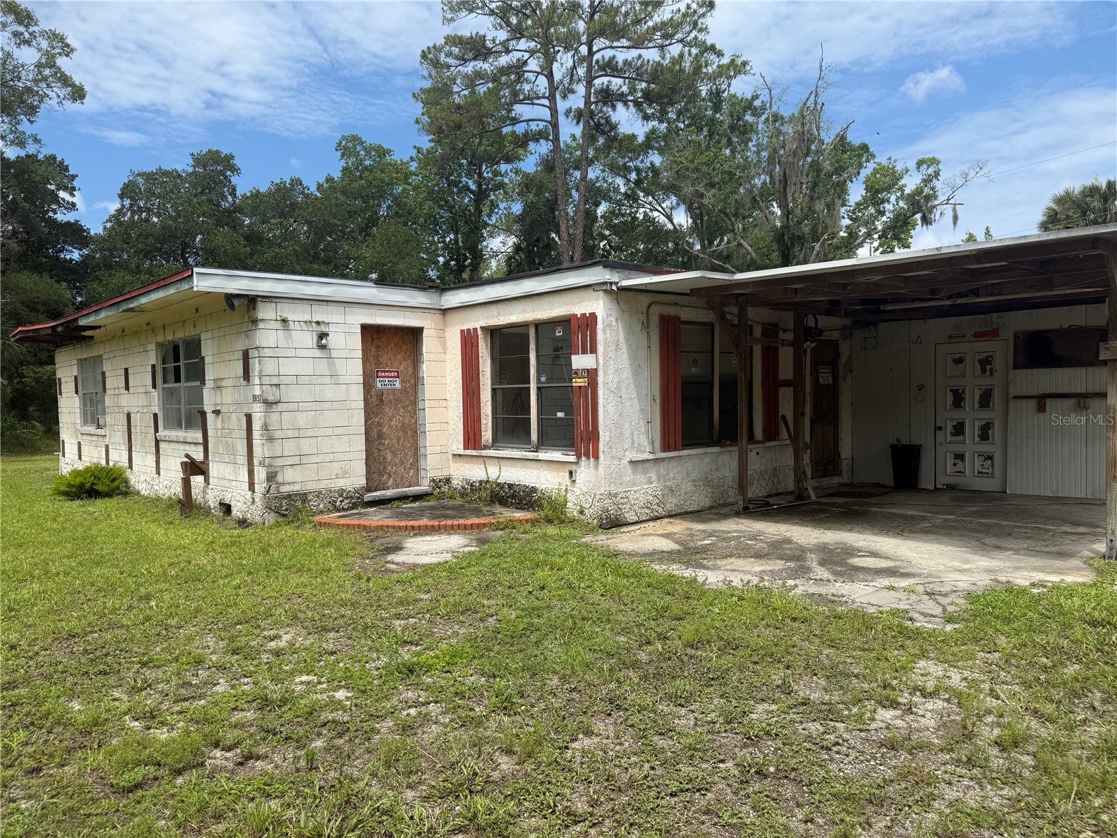 2857 W New York Avenue Deland FL 32720 V4949585 image1