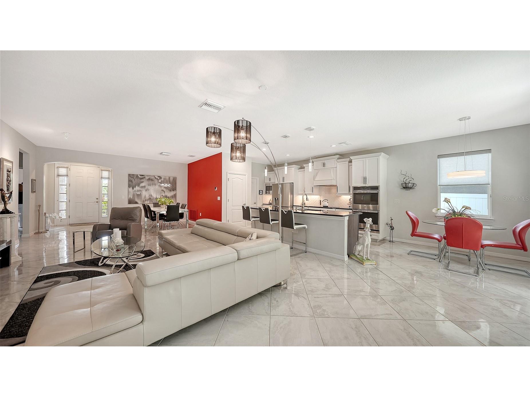 2858 Oriole Drive Sarasota FL 34243 A4692502 image11