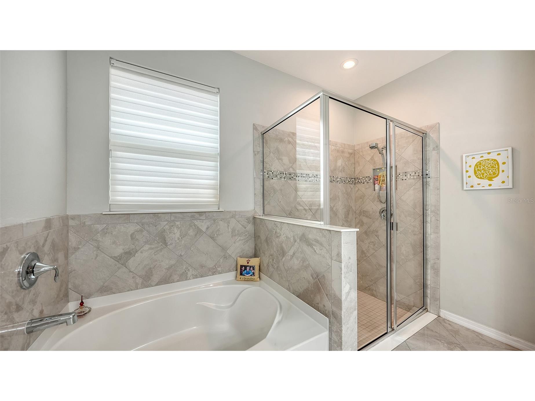 2858 Oriole Drive Sarasota FL 34243 A4692502 image18