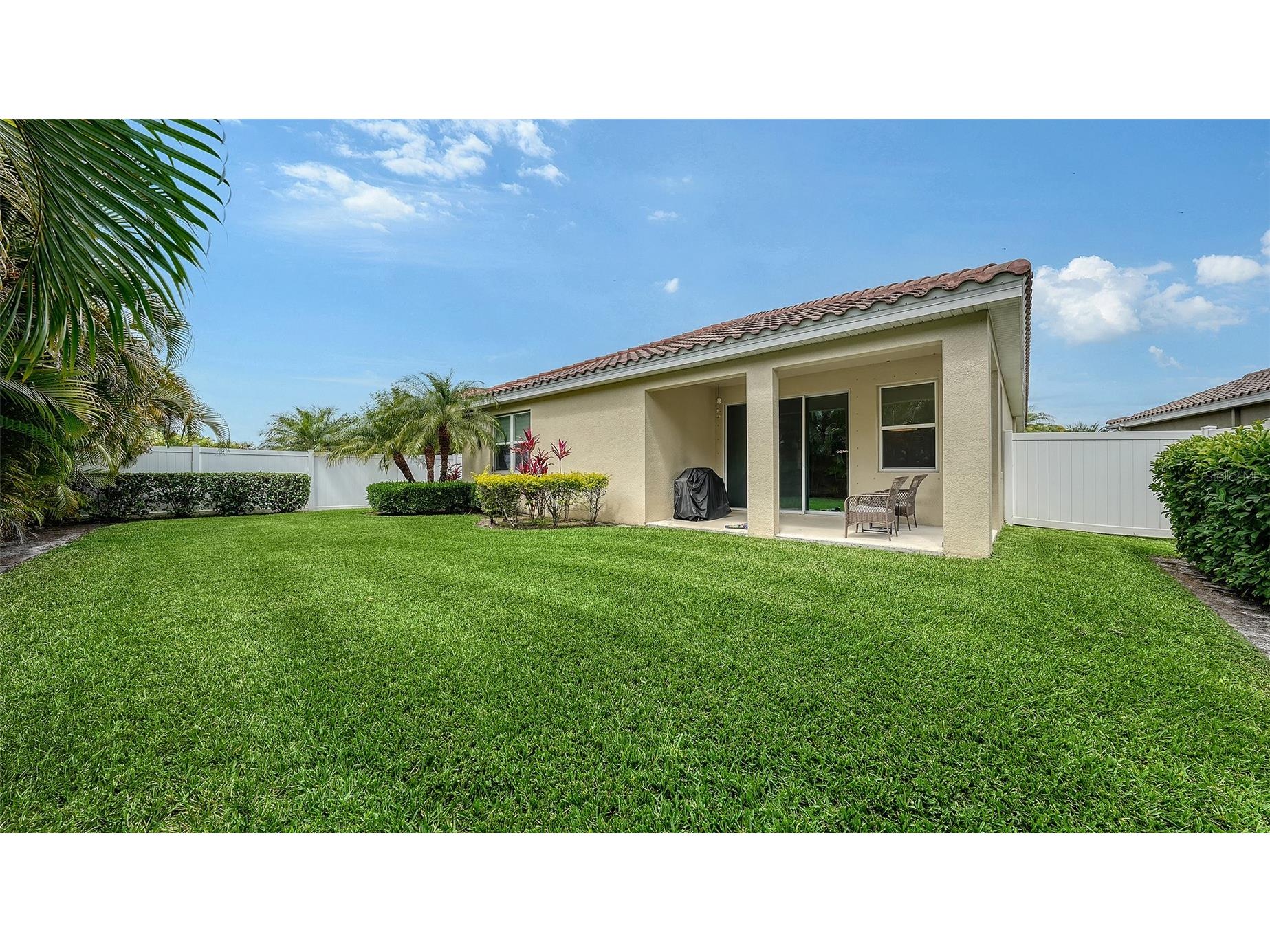 2858 Oriole Drive Sarasota FL 34243 A4692502 image9