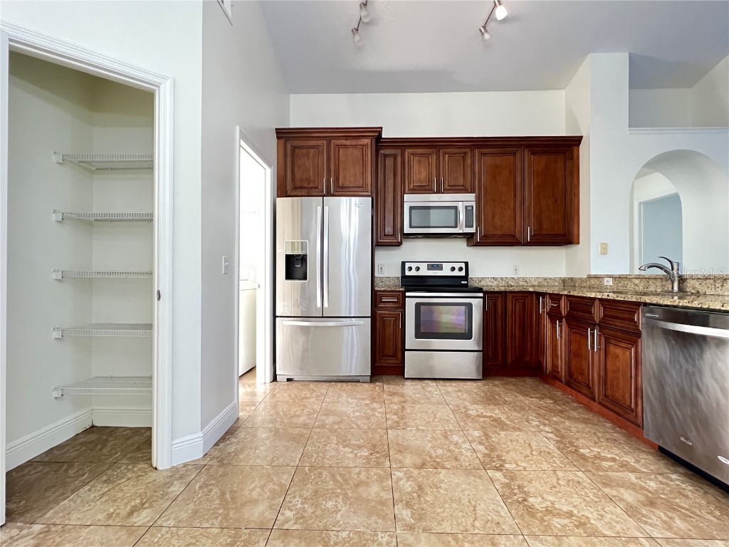 2859 Blooming Alamanda Loop Kissimmee FL 34747 O6361958 image10