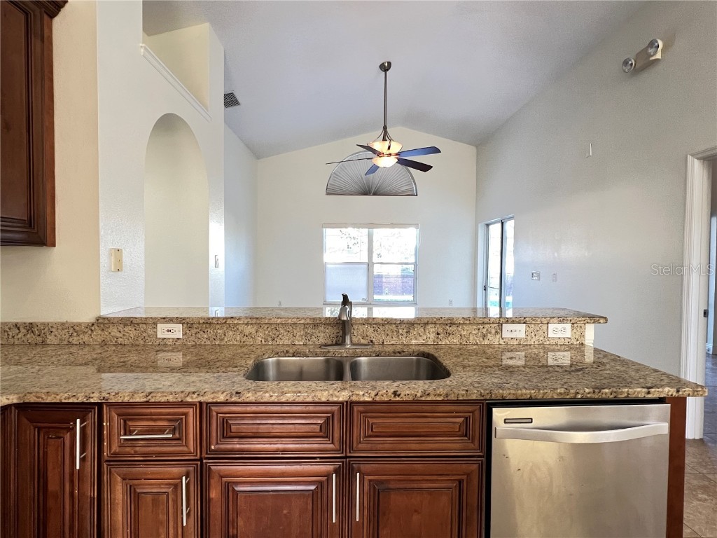 2859 Blooming Alamanda Loop Kissimmee FL 34747 O6361958 image12