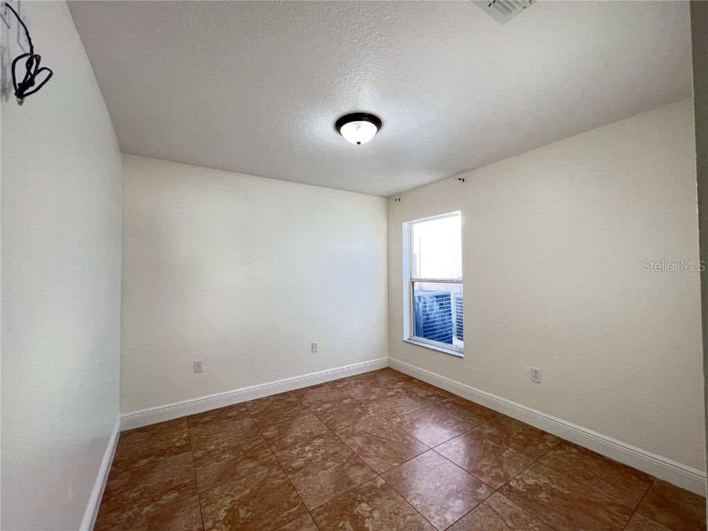 2859 Blooming Alamanda Loop Kissimmee FL 34747 O6361958 image48