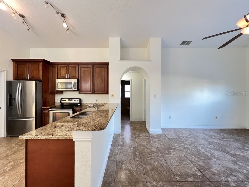 2859 Blooming Alamanda Loop Kissimmee FL 34747 O6361958 image9