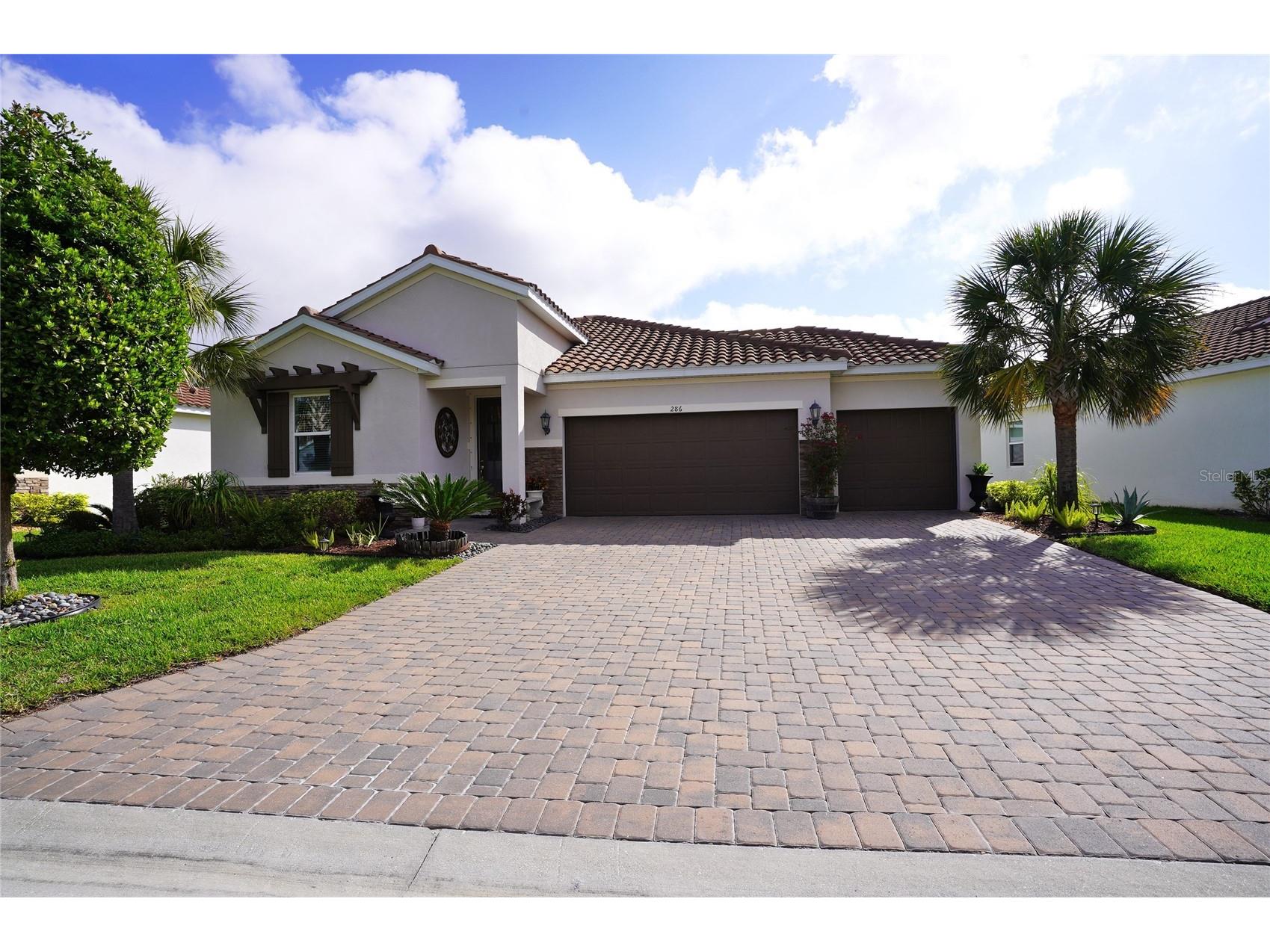 286 Daylily Boulevard Nokomis FL 34275 - VENICE WOODLANDS LAKE C7523514 image1