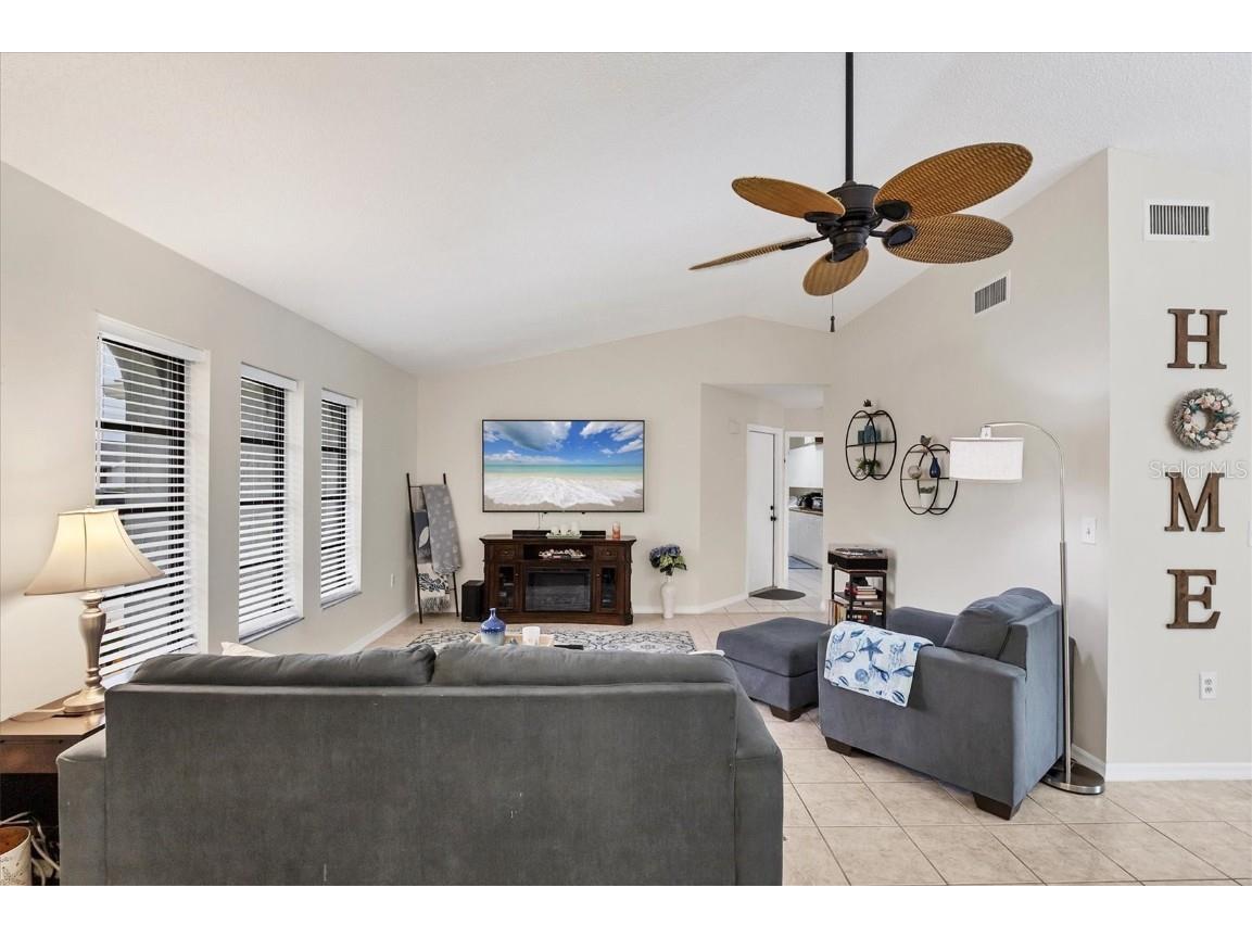 286 Mark Twain Lane Rotonda West FL 33947 D6143666 image4