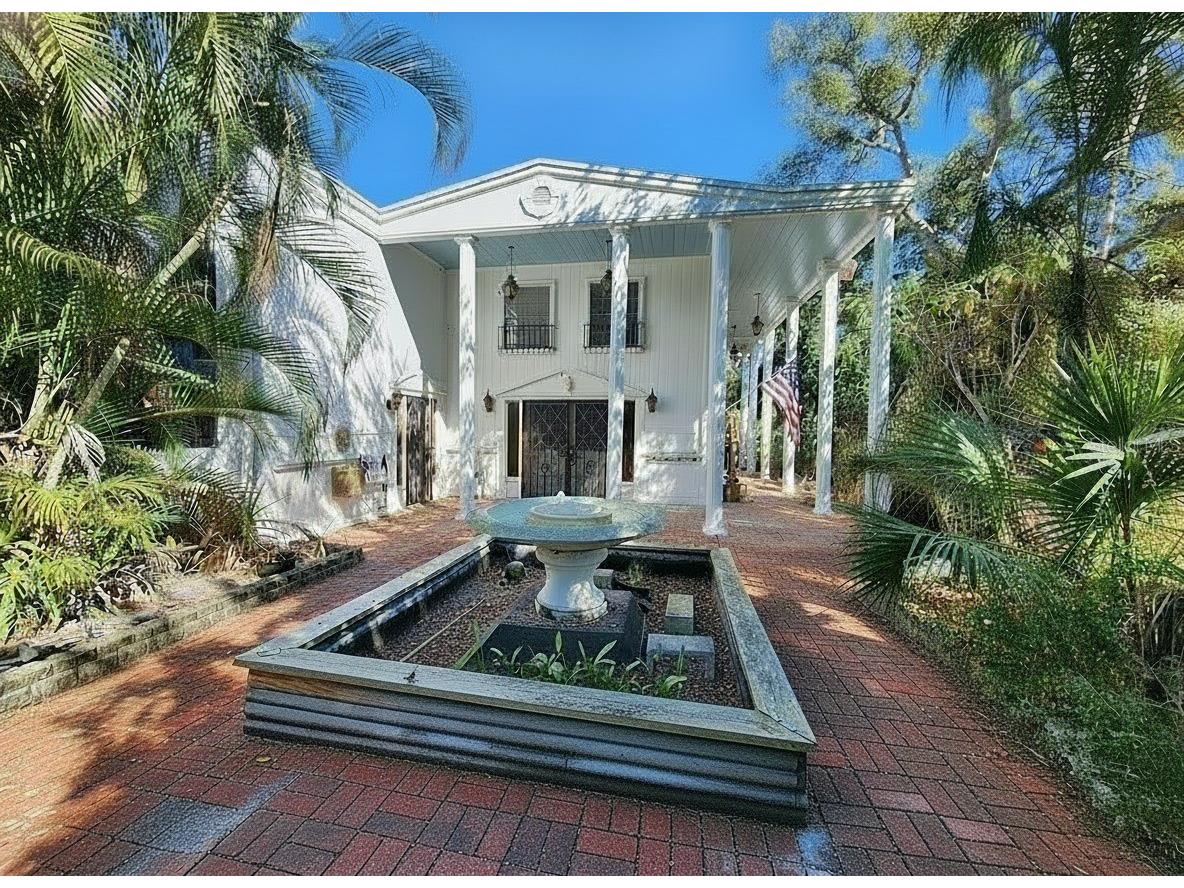 286 Shamrock Drive Venice FL 34293 N6141807 image2