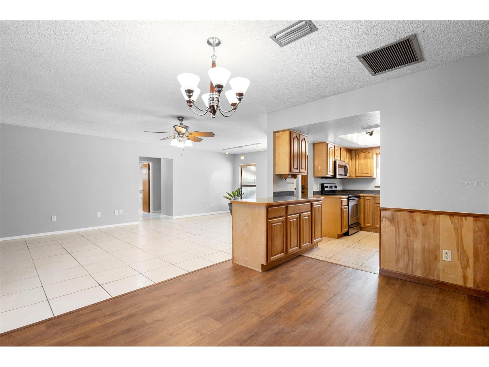 286 Valencia Road Debary FL 32713 V4947163 image11