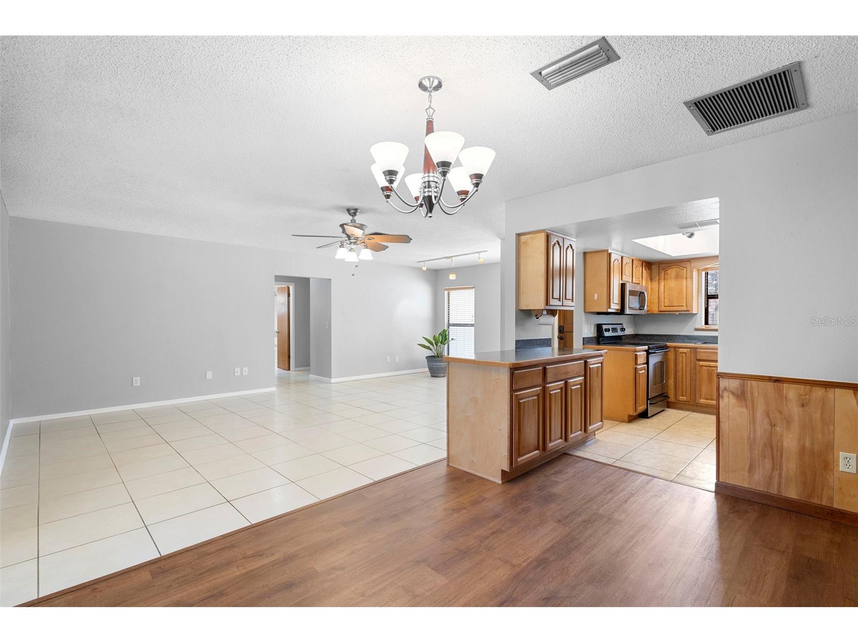 286 Valencia Road Debary FL 32713 V4947163 image13