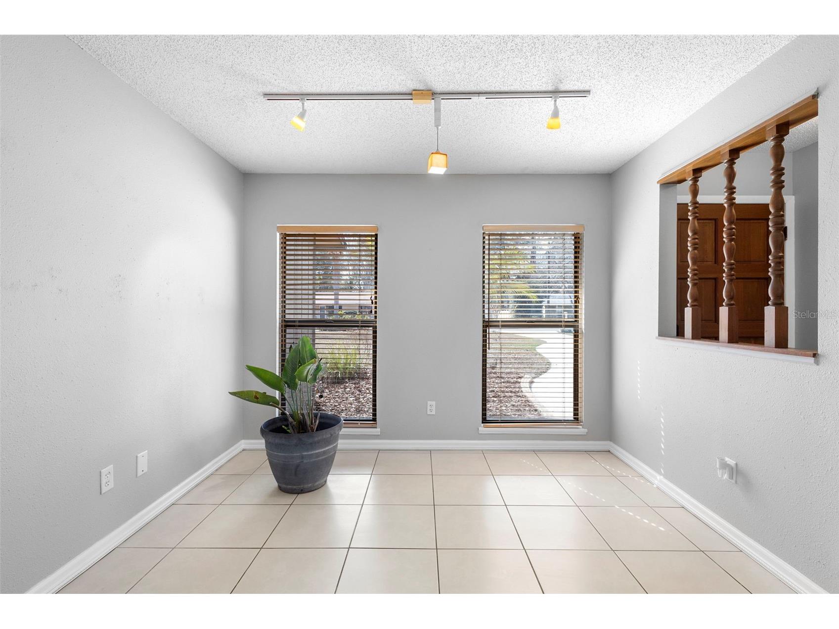 286 Valencia Road Debary FL 32713 V4947163 image3