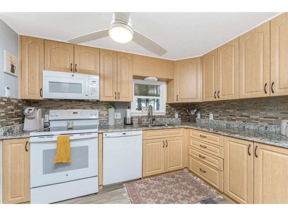 2860 Penguin Lane Englewood FL 34224 D6145084 image11