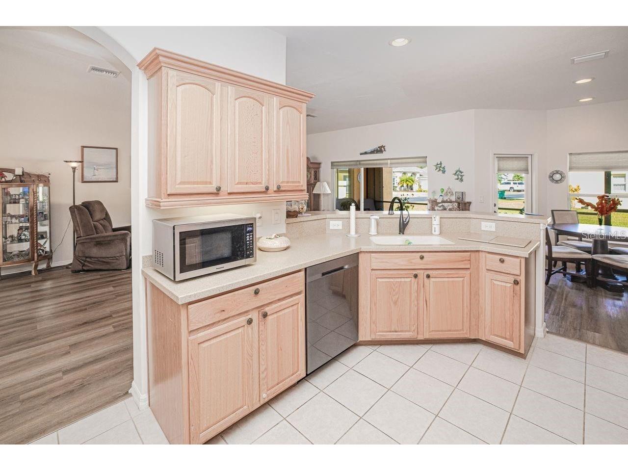 2860 Suncoast Lakes Boulevard Port Charlotte FL 33980 C7527298 image10