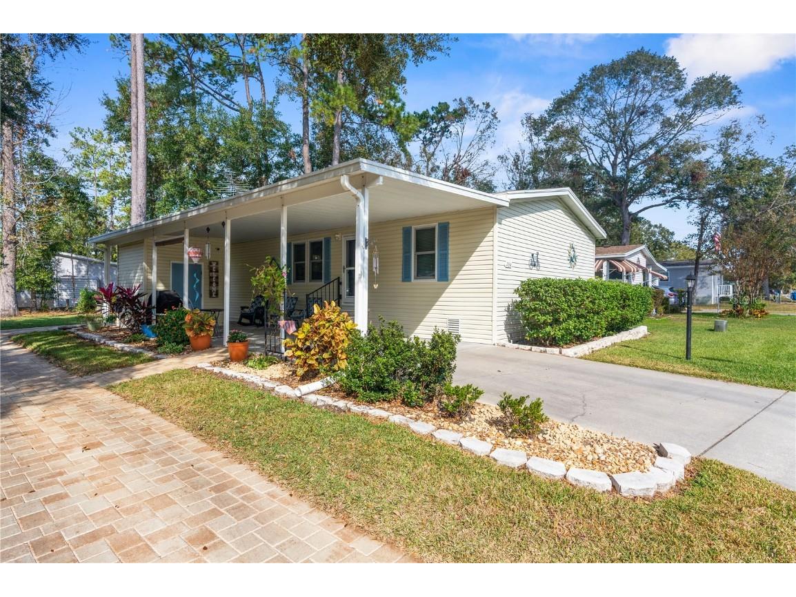2861 Kingswood Circle Brooksville FL 34604 W7870643 image1