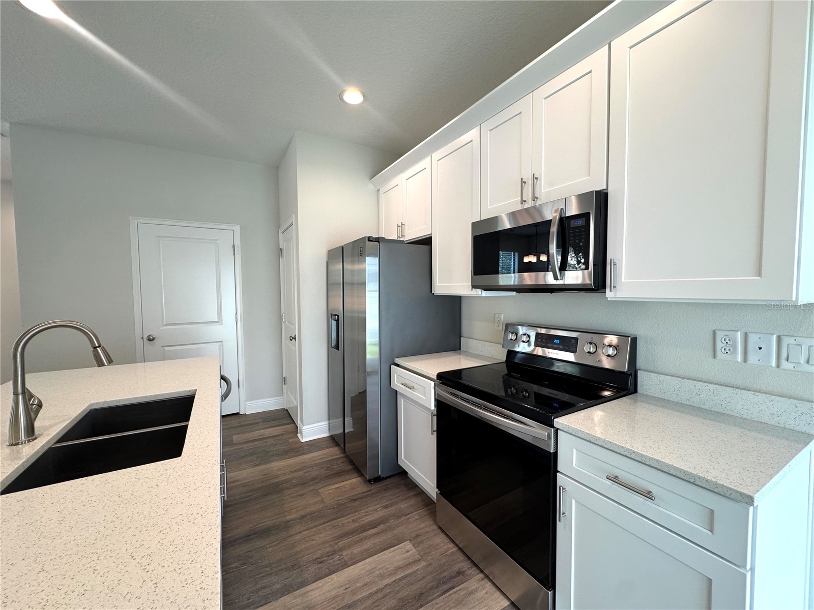 2861 Mayer Street Orlando FL 32806 O6421812 image8