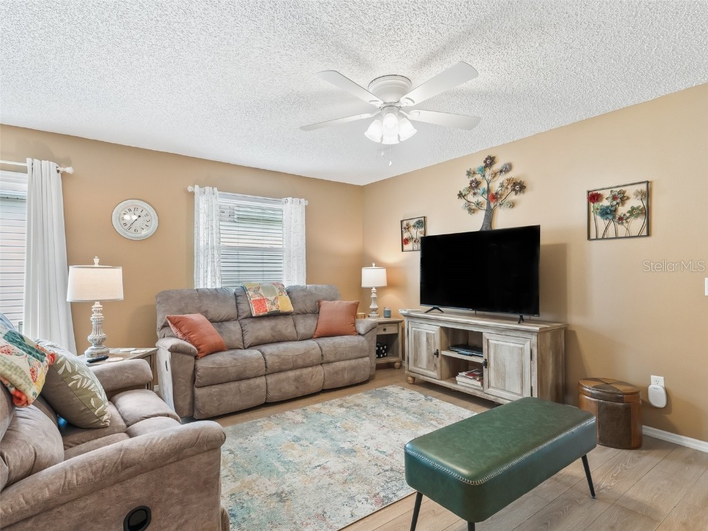 2863 Barboza Drive The Villages FL 32162 OM705740 image8