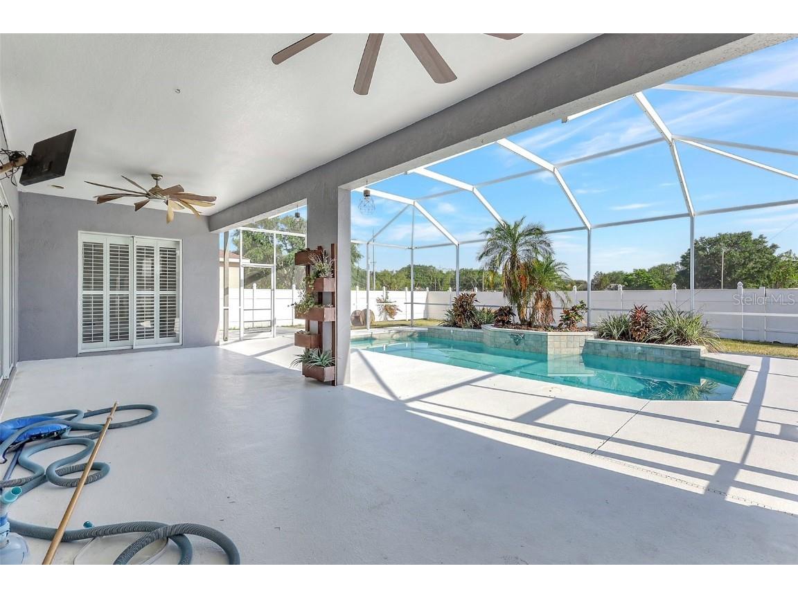 2863 Duncan Tree Circle Valrico FL 33594 TB8368792 image46