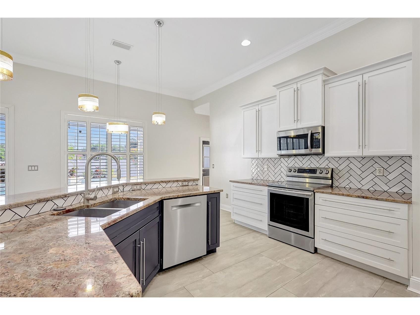 2863 Duncan Tree Circle Valrico FL 33594 TB8508450 image24