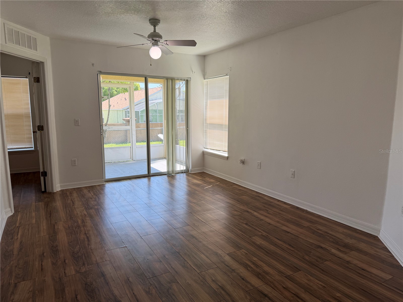 2864 Club Cortile Cir #A Kissimmee FL 34746 S5147015 image3