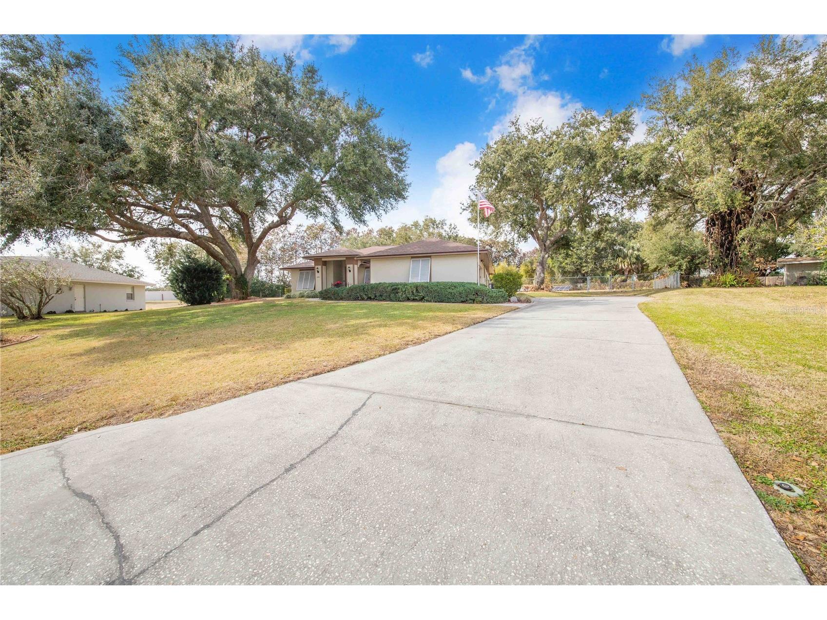 2865 Pond View Drive Haines City FL 33844 P4937806 image11