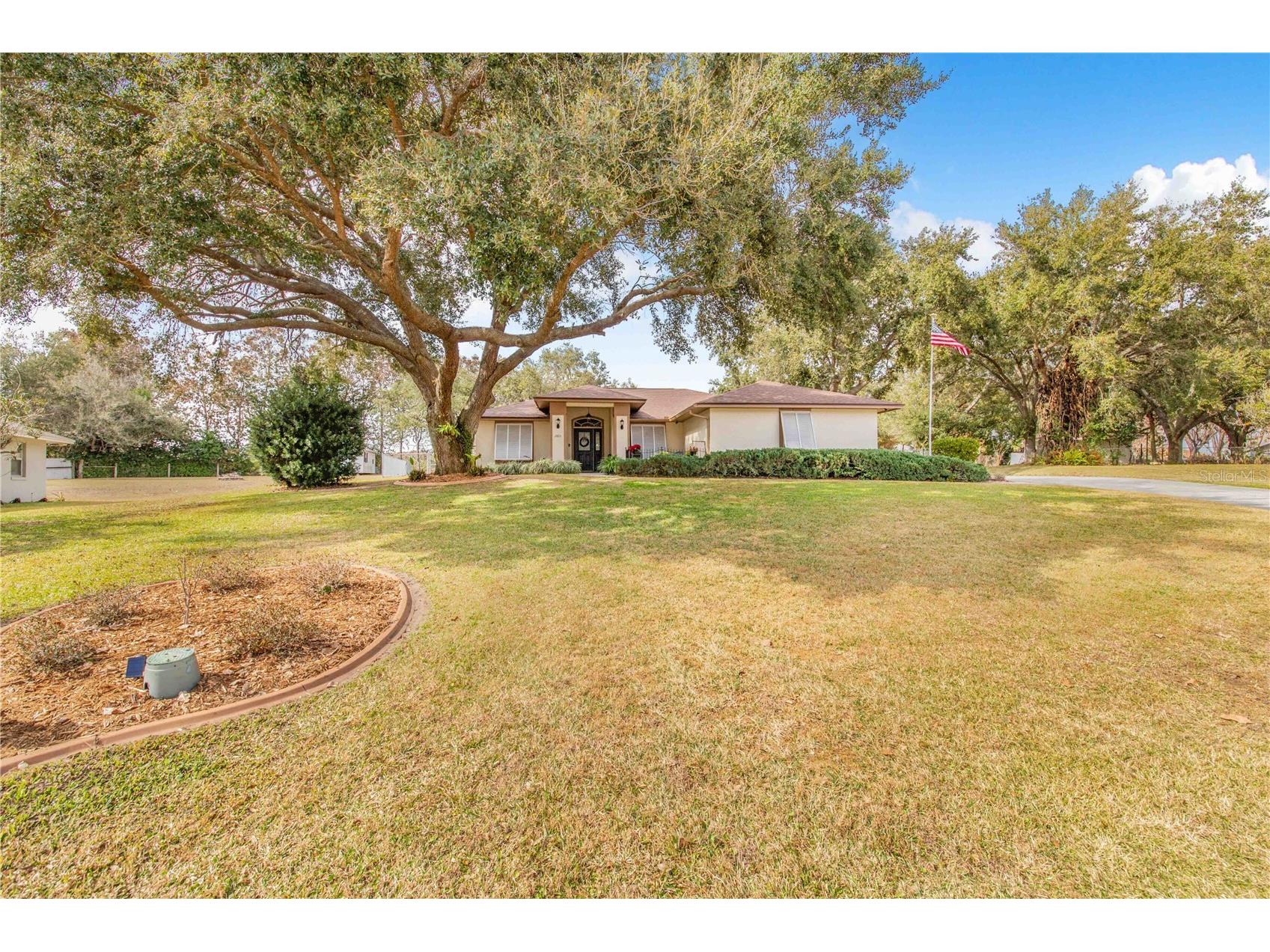 2865 Pond View Drive Haines City FL 33844 P4937806 image9
