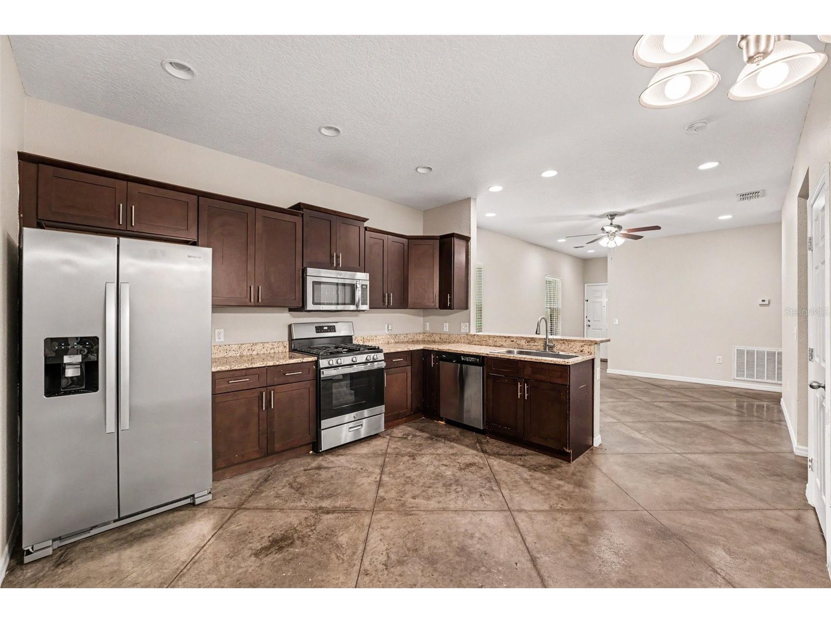 2865 Whispering Trails Drive Winter Haven FL 33884 O6418851 image5