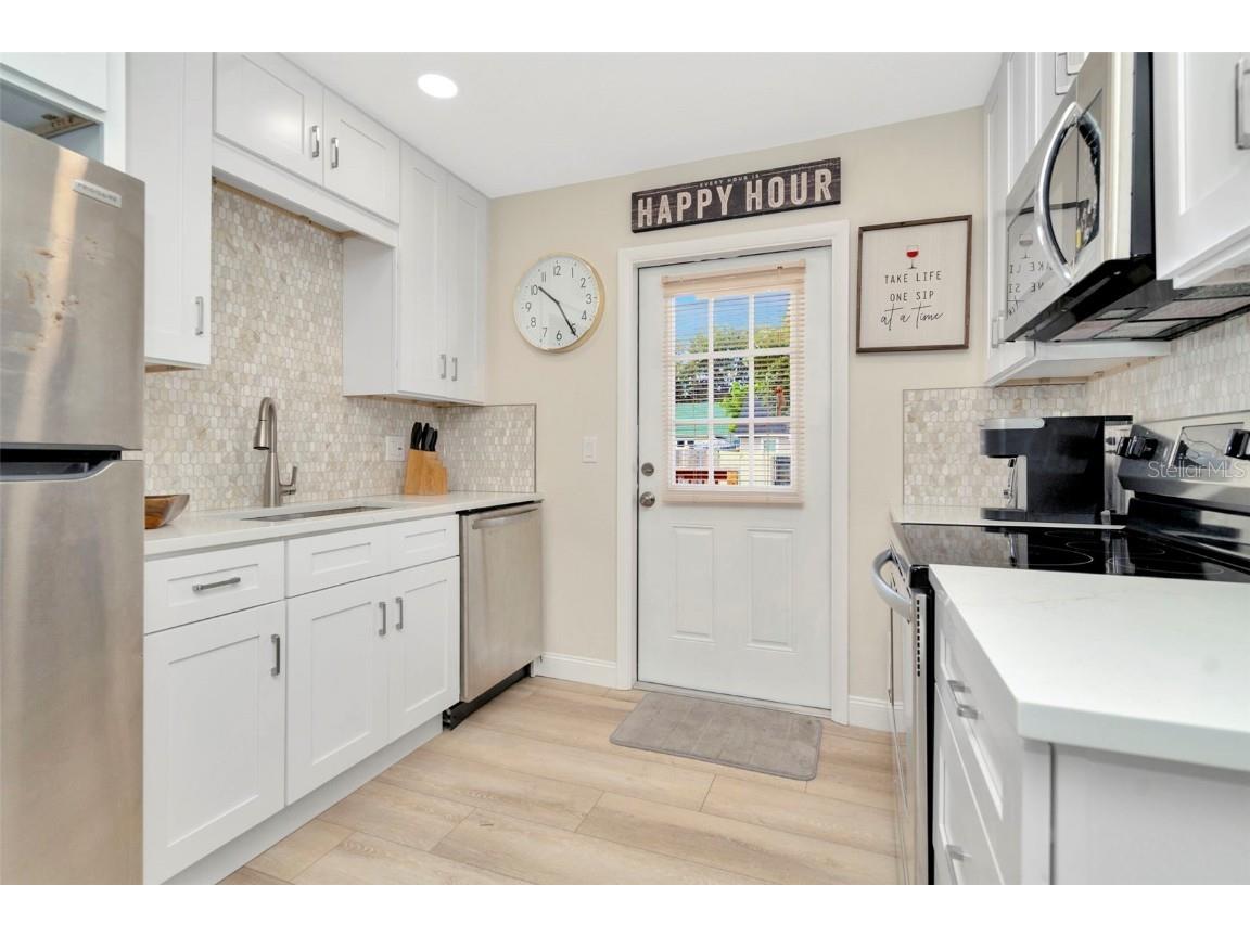 2866 15th Avenue N Saint Petersburg FL 33713 T3536279 image8