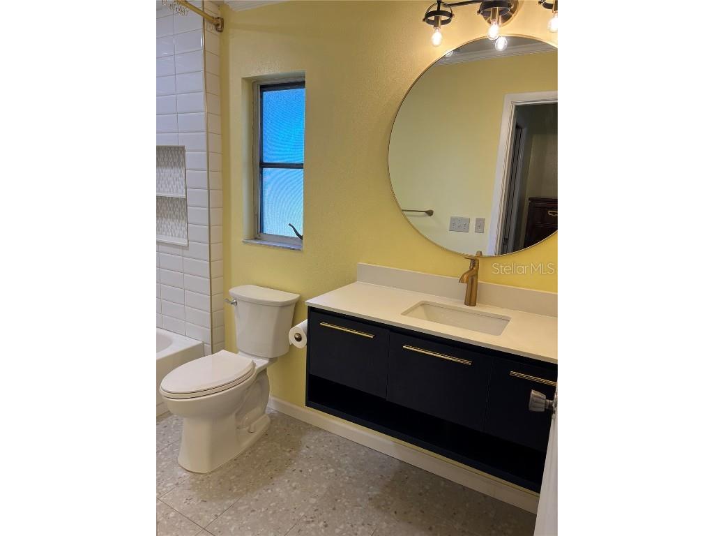 2866 E Rainbow Circle Sarasota FL 34231 A4668834 image11