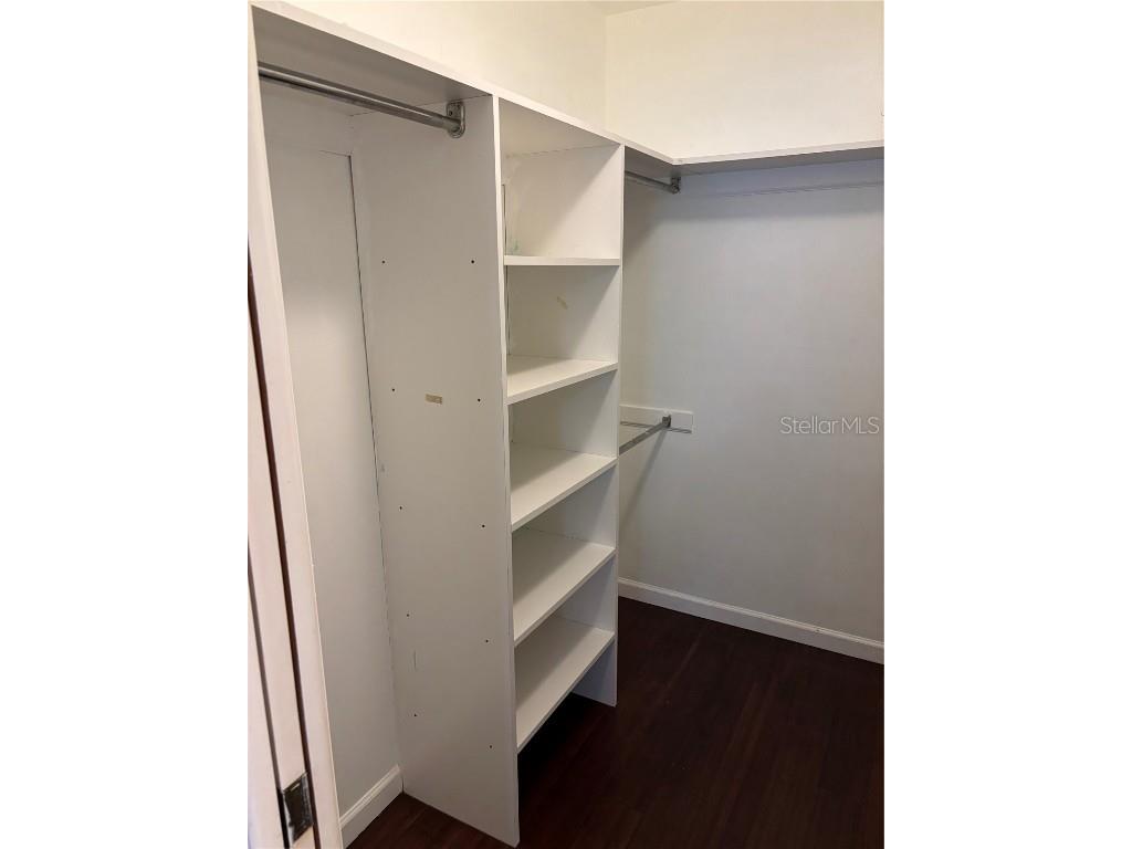 2866 E Rainbow Circle Sarasota FL 34231 A4668834 image13