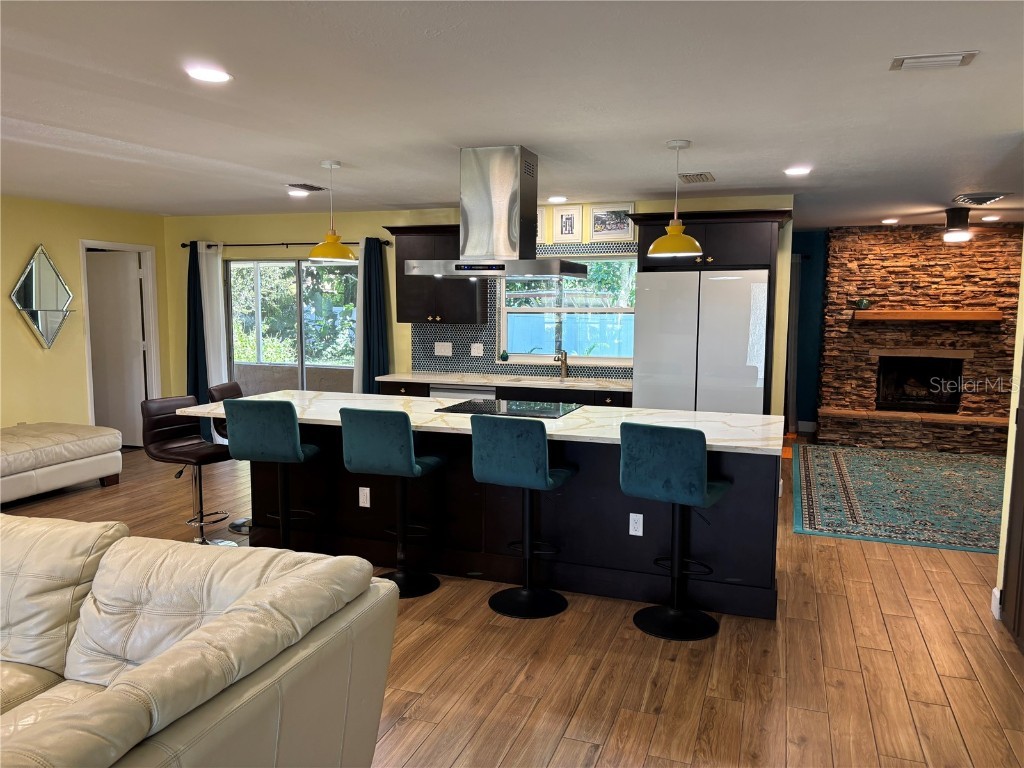 2866 E Rainbow Circle Sarasota FL 34231 A4668834 image8