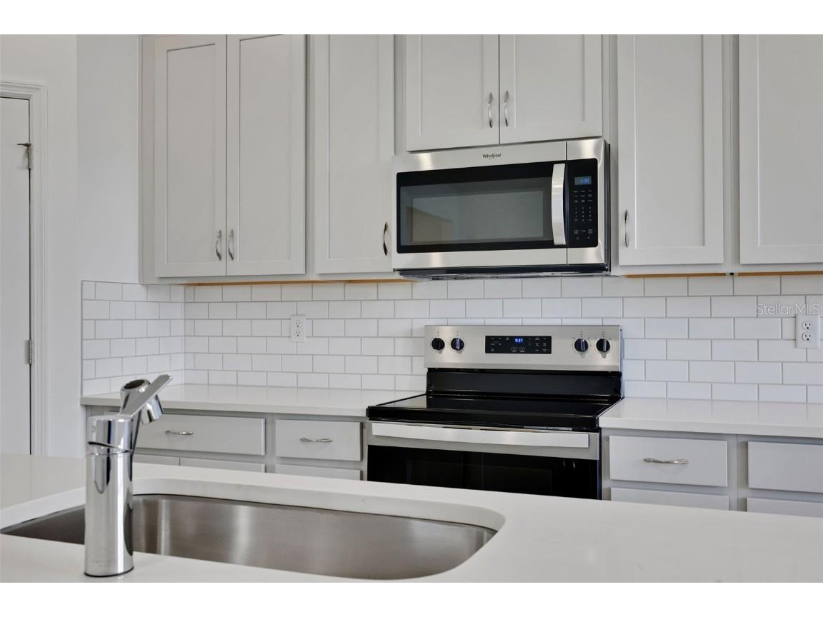 2866 Supermarine Road Tavares FL 32778 G5101621 image9