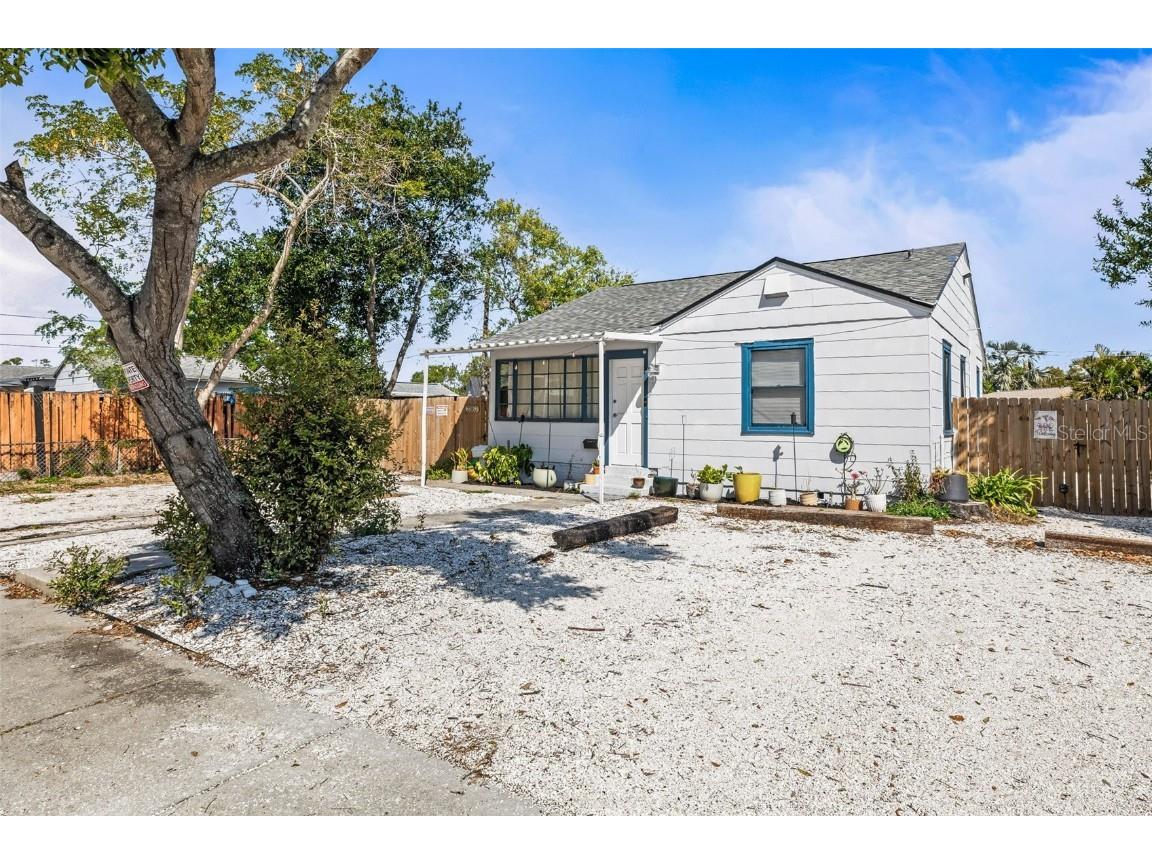 2867 12th Avenue N Saint Petersburg FL 33713 TB8360950 image1