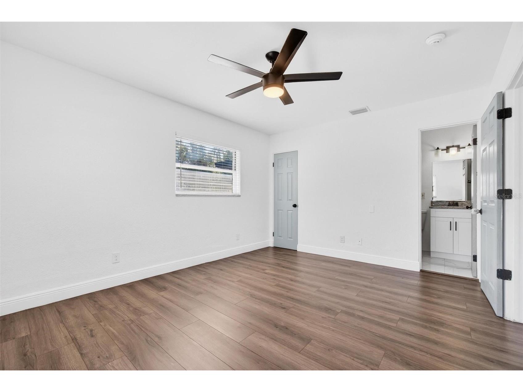 2867 51st Avenue S Saint Petersburg FL 33712 TB8475175 image15