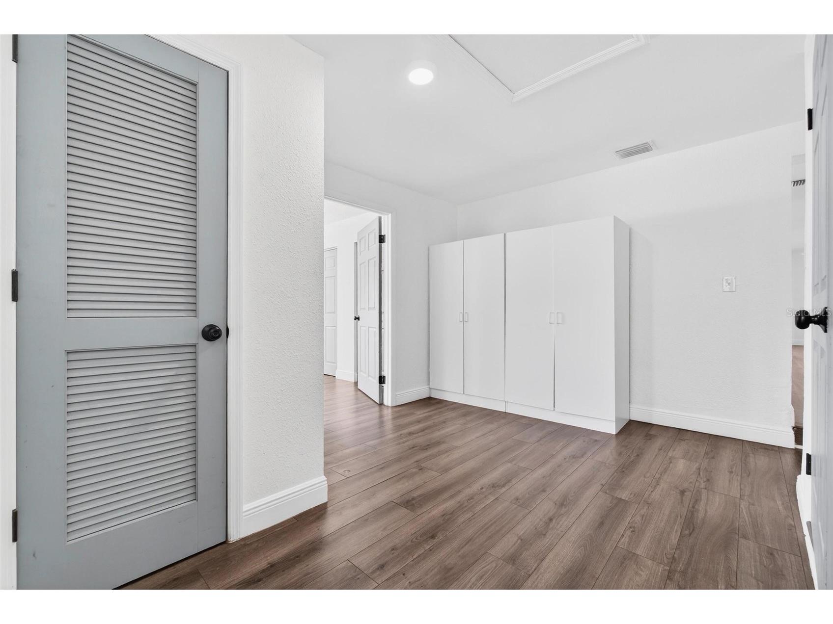 2867 51st Avenue S Saint Petersburg FL 33712 TB8475175 image20