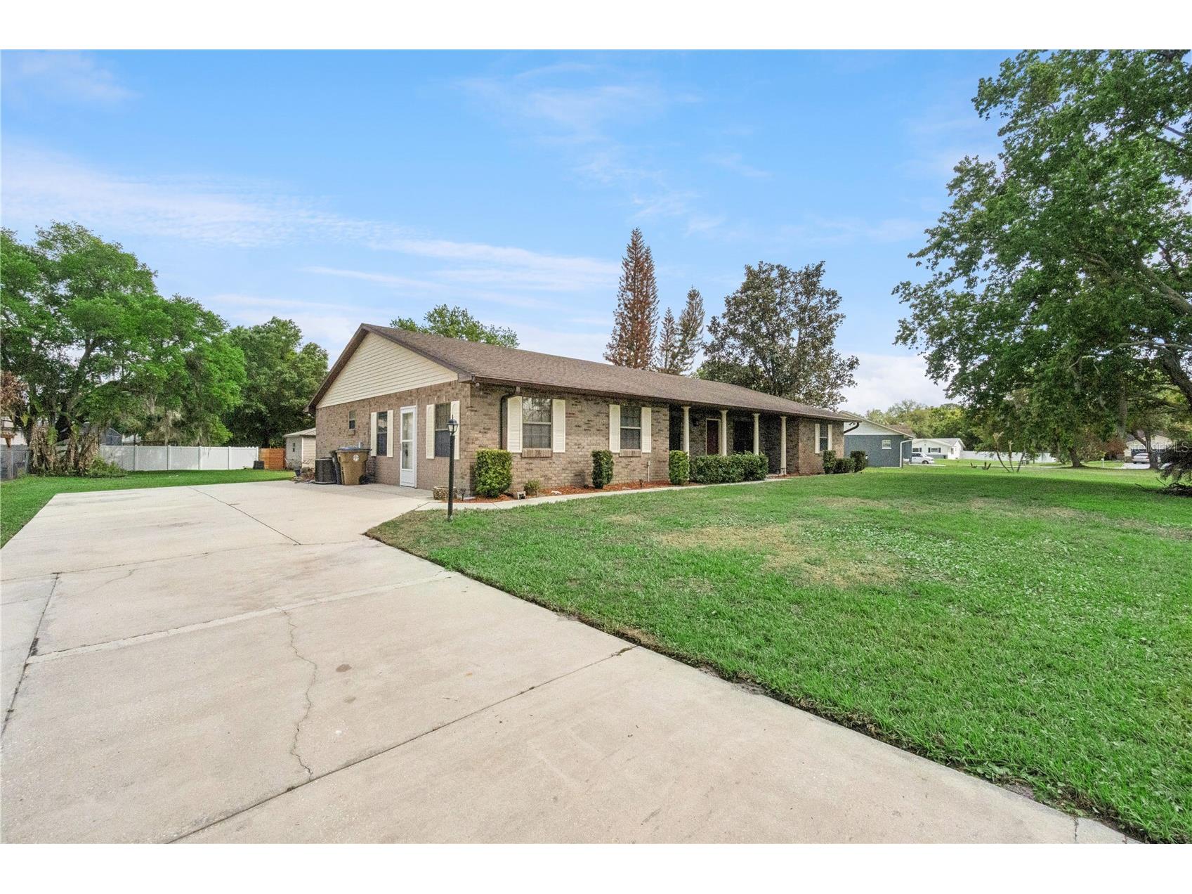 2867 Longleaf Court Kissimmee FL 34746 S5146544 image2