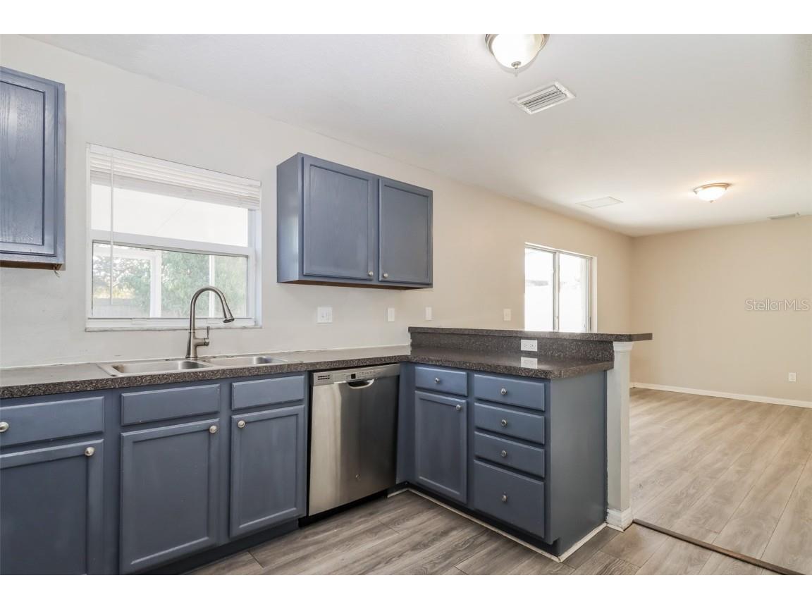 2868 24th Avenue N Saint Petersburg FL 33713 O6371036 image7