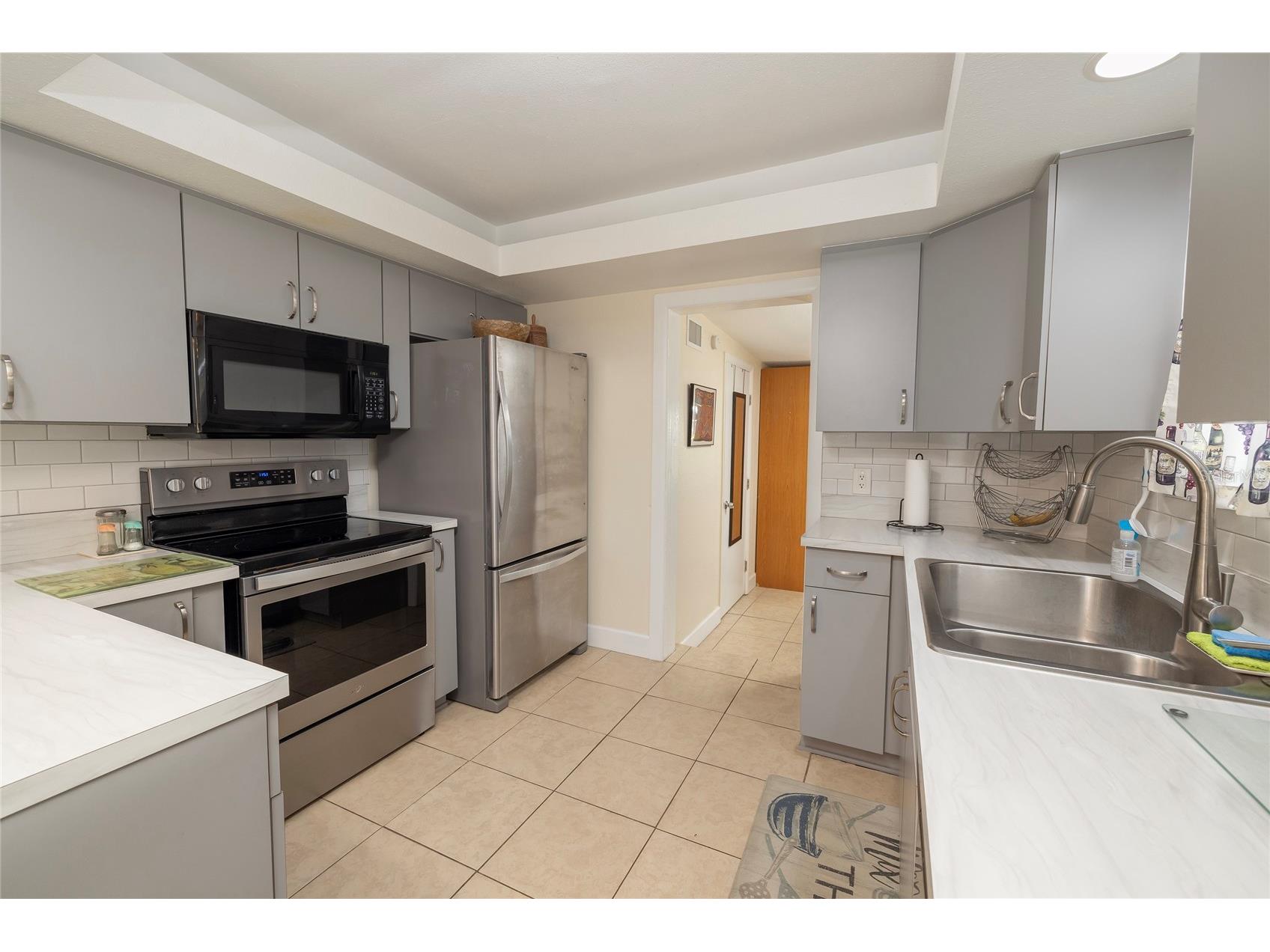 2869 30th Avenue N Saint Petersburg FL 33713 TB8531469 image12