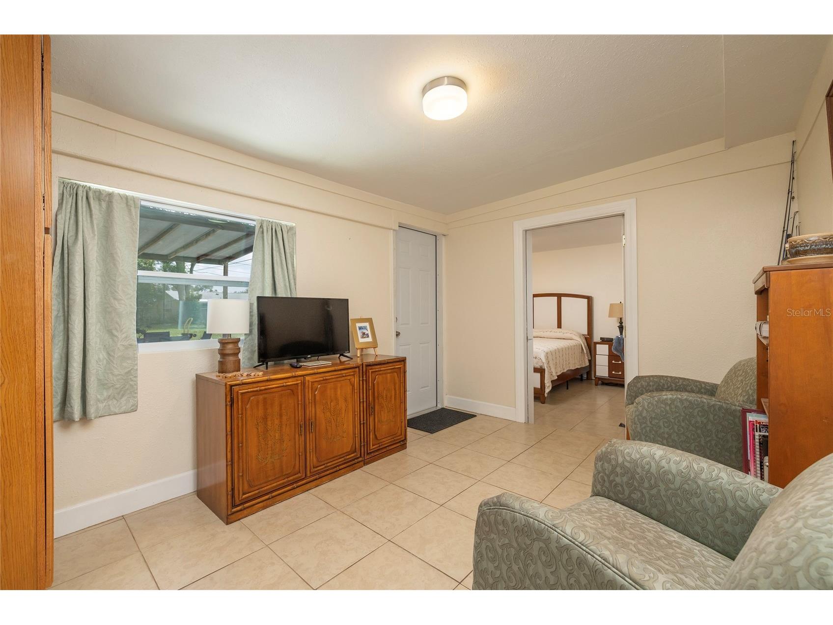2869 30th Avenue N Saint Petersburg FL 33713 TB8531469 image16