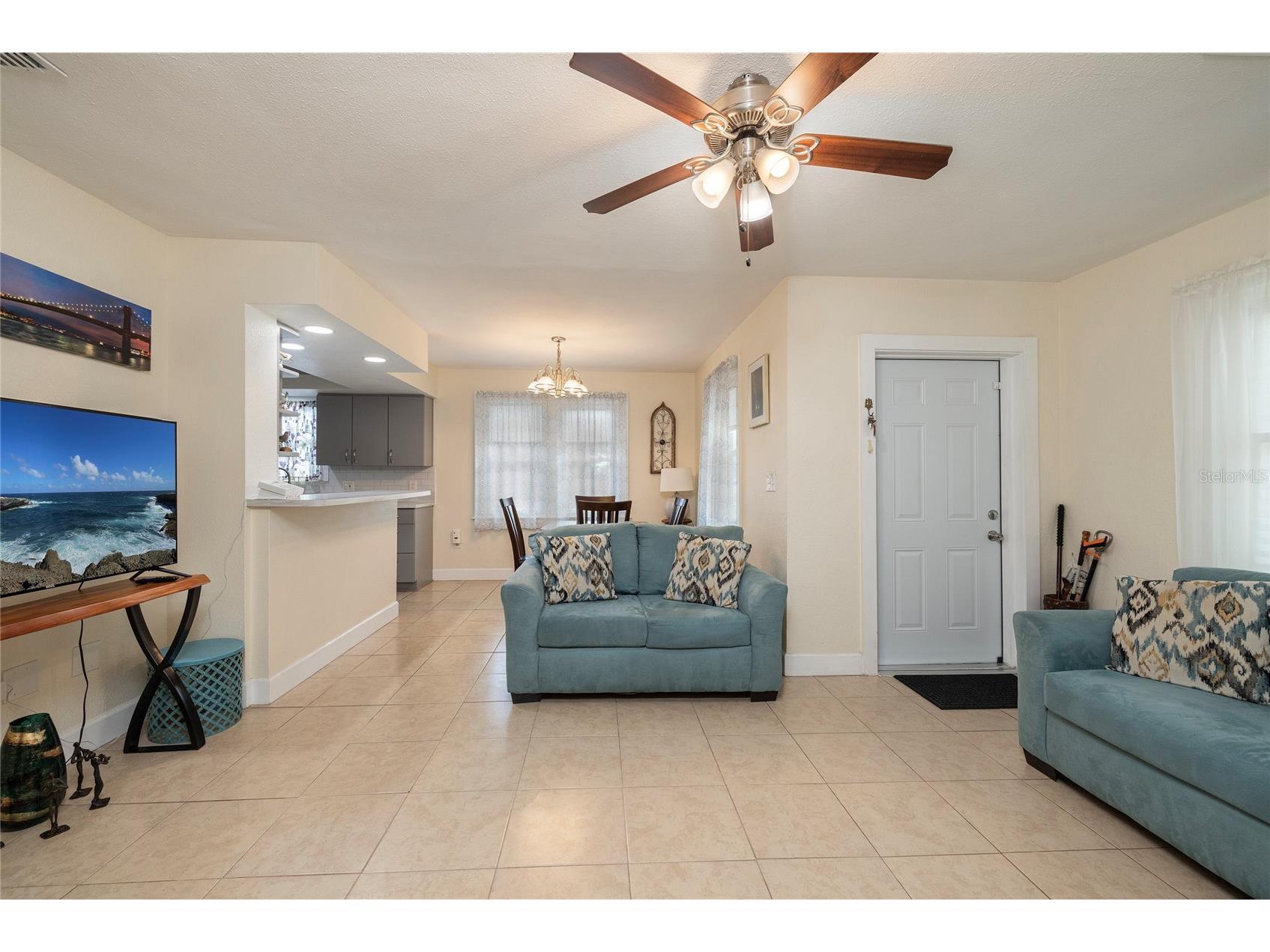 2869 30th Avenue N Saint Petersburg FL 33713 TB8531469 image8