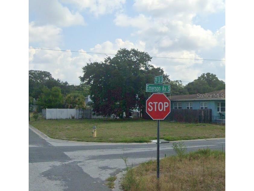 2869 Emerson Avenue S Saint Petersburg FL 33712 O6372064 image2