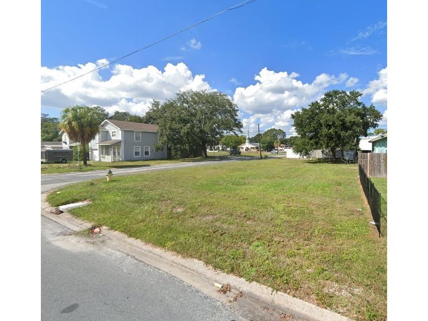 2869 Emerson Avenue S Saint Petersburg FL 33712 O6372064 image3